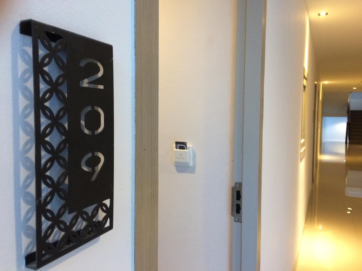 B Boutique Residence Surat Thani Buitenkant foto