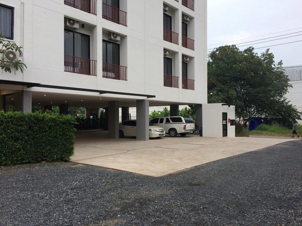 B Boutique Residence Surat Thani Buitenkant foto